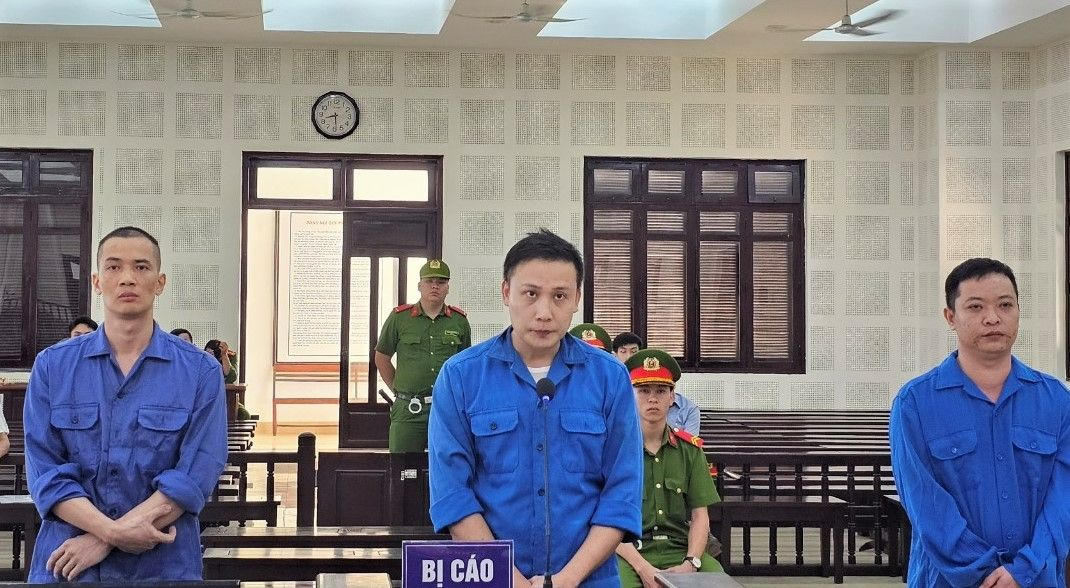 Đường dây nhập lậu cả trăm tấn dược liệu về Việt Nam