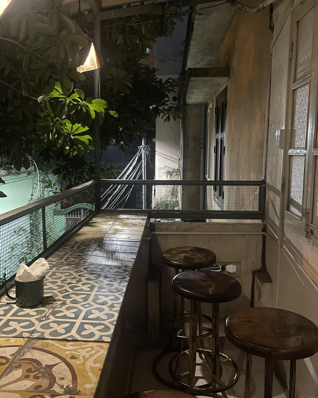 Dịu dàng cà phê ngõ ngách 