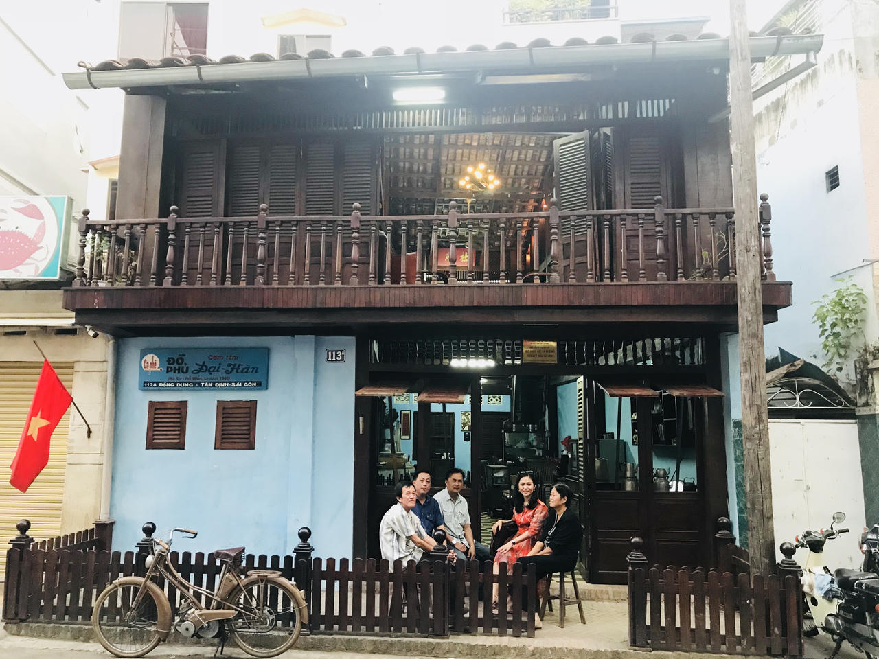 Yêu đất nước hơn qua những chuyến đi