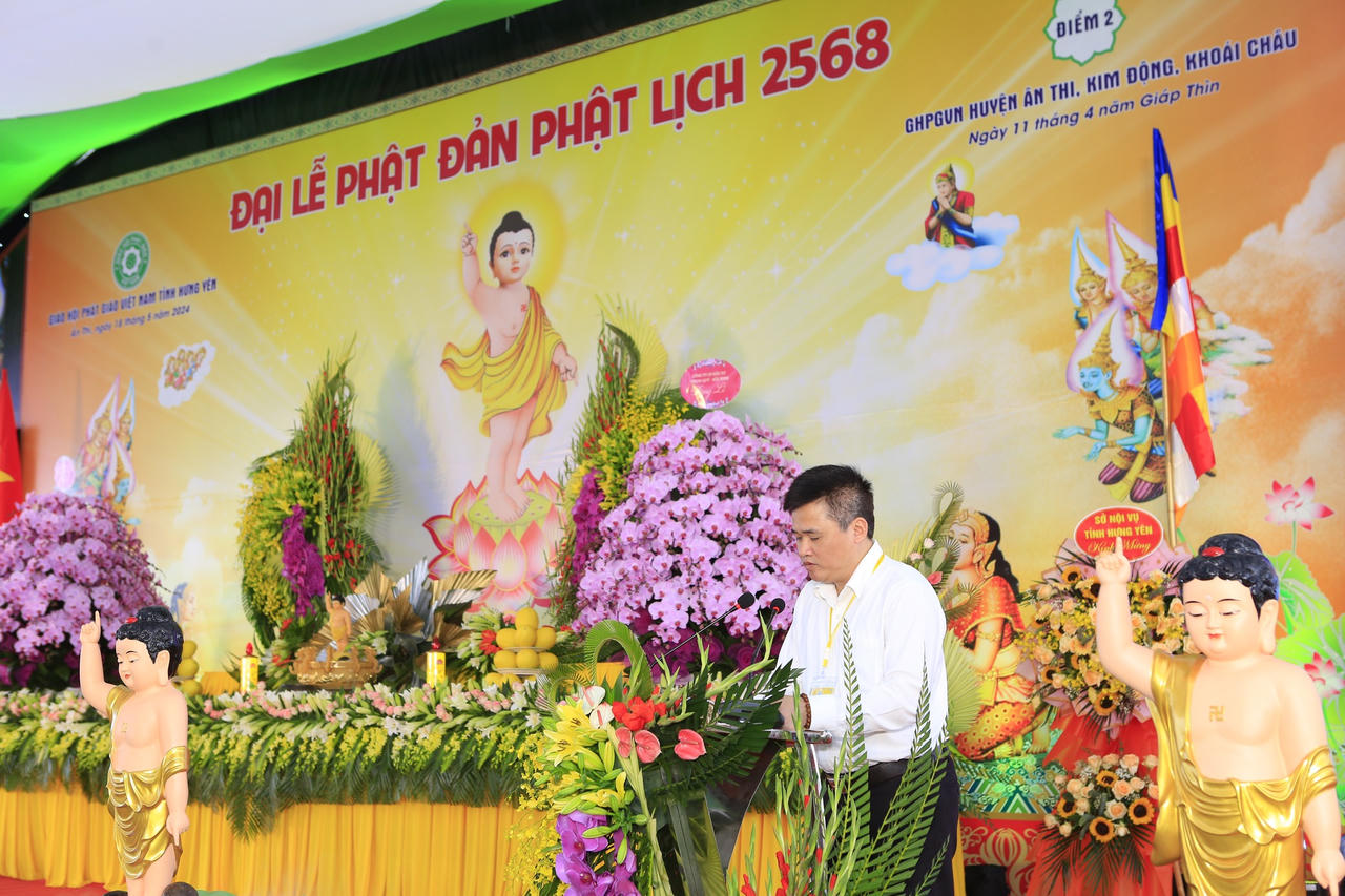 Hàng nghìn người đổ về chùa Phúc Lâm dự đại lễ Phật đản 2568