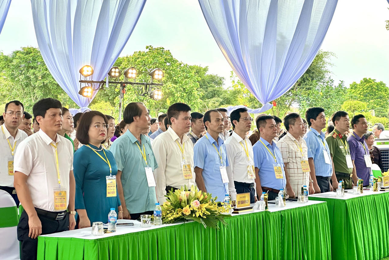 Hàng nghìn người đổ về chùa Phúc Lâm dự đại lễ Phật đản 2568