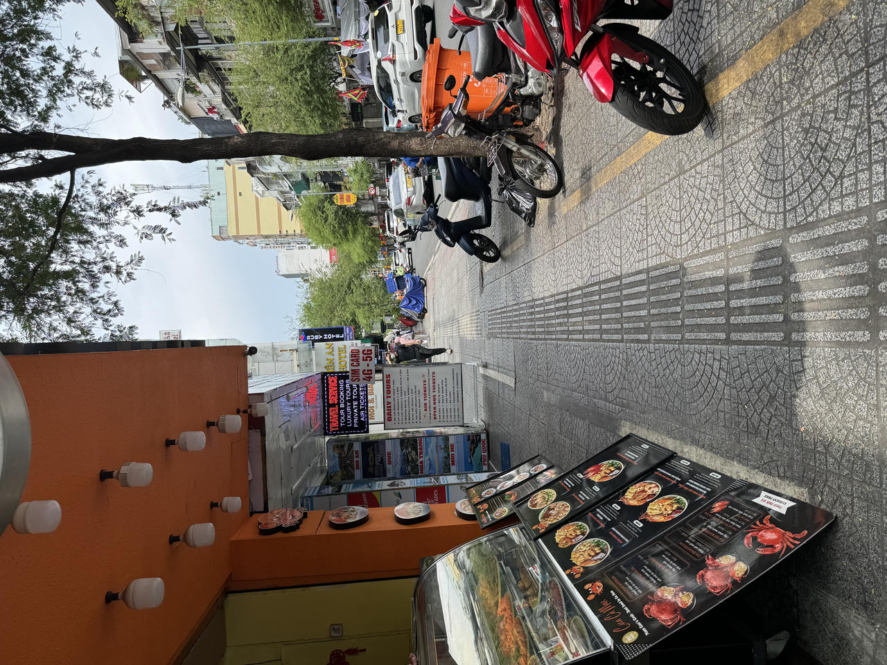 TP Hồ Chí Minh sau thời gian thí điểm thu phí vỉa hè