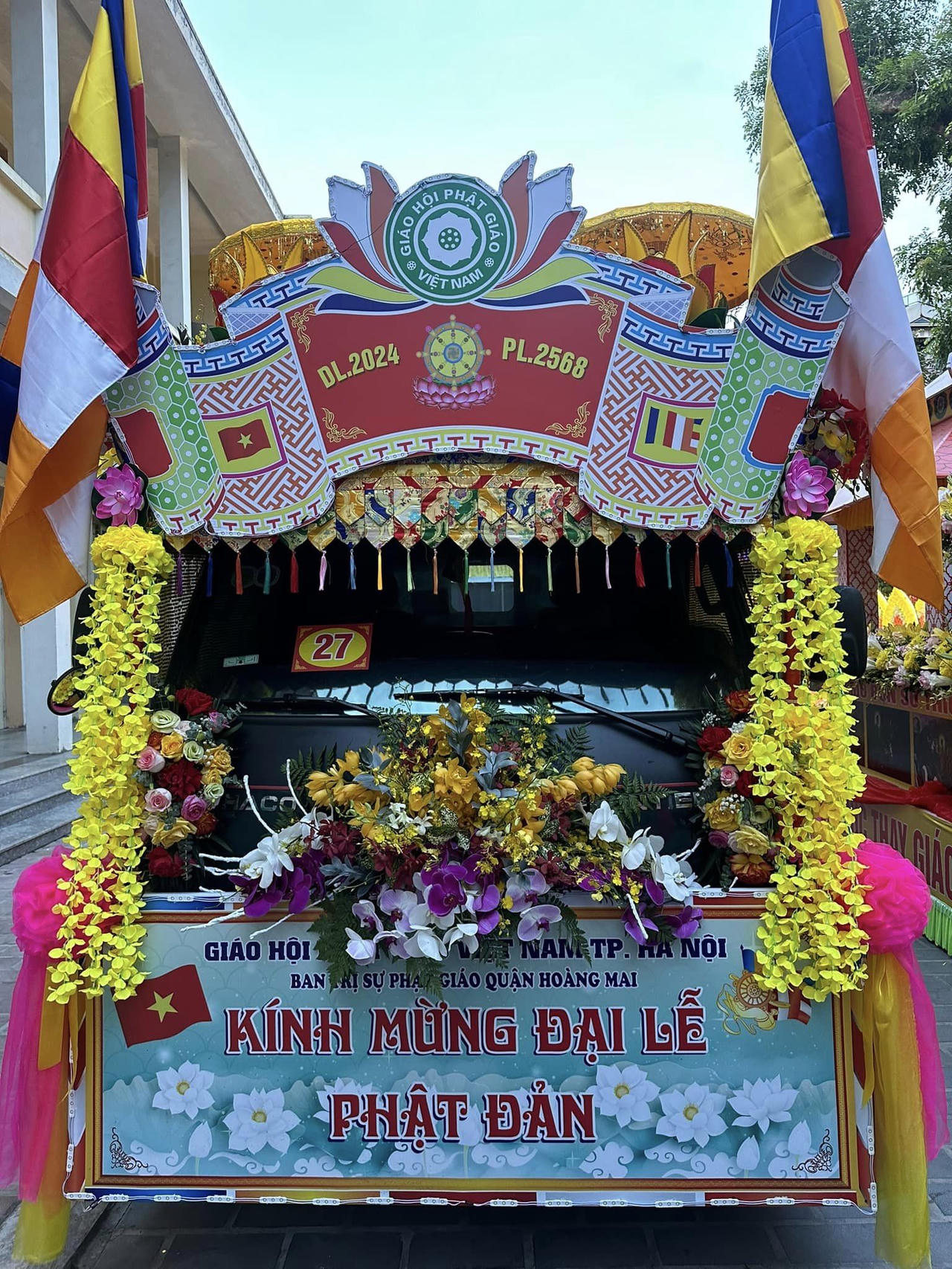 30 quận, huyện Hà Nội diễu hành xe hoa mừng đại lễ Phật đản