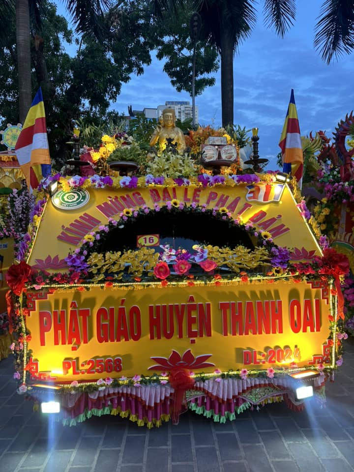 30 quận, huyện Hà Nội diễu hành xe hoa mừng đại lễ Phật đản