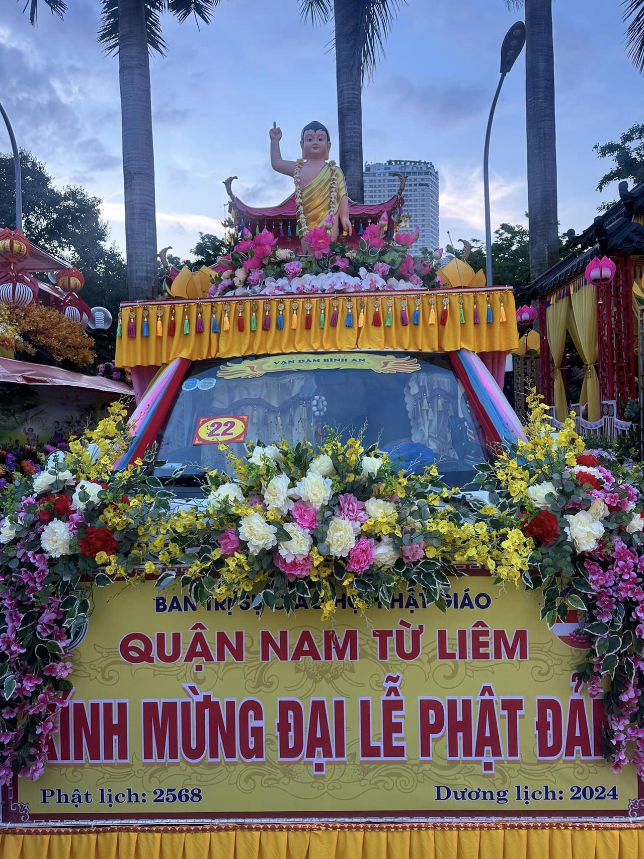 30 quận, huyện Hà Nội diễu hành xe hoa mừng đại lễ Phật đản