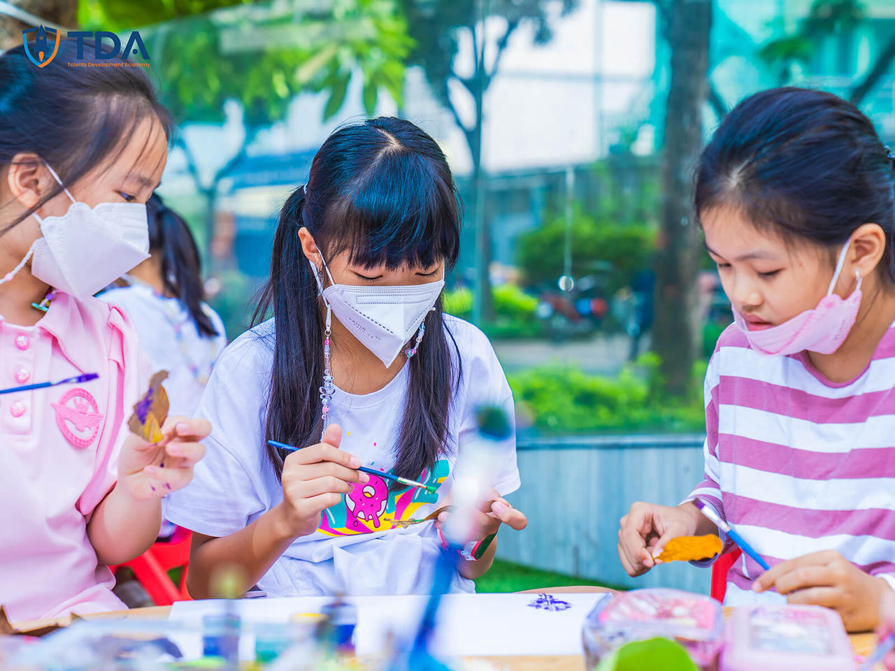 Sôi động sân chơi nghệ thuật cho trẻ mùa hè 