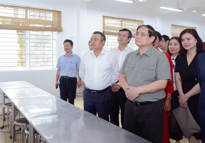 Thủ tướng yêu cầu "thiết thực, thực tâm, thực lòng, thực chất" trong chăm sóc trẻ khuyết tật