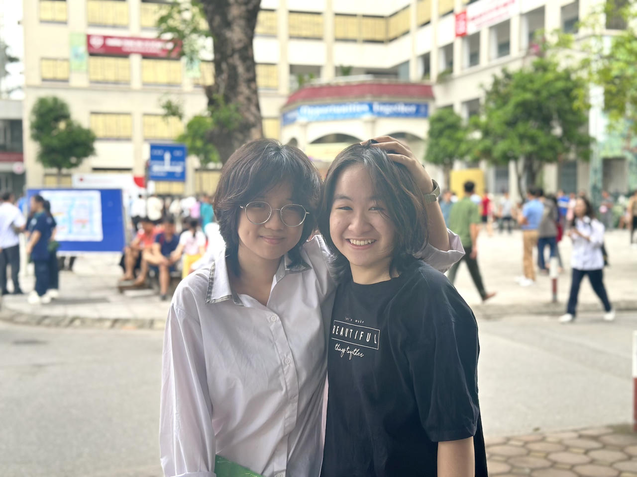 Hơn 4.000 thí sinh tranh suất vào lớp 10 chuyên Ngoại Ngữ