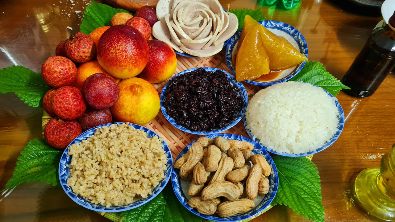 Nét văn hóa đẹp của người Việt qua những mâm cúng Tết Đoan ngọ