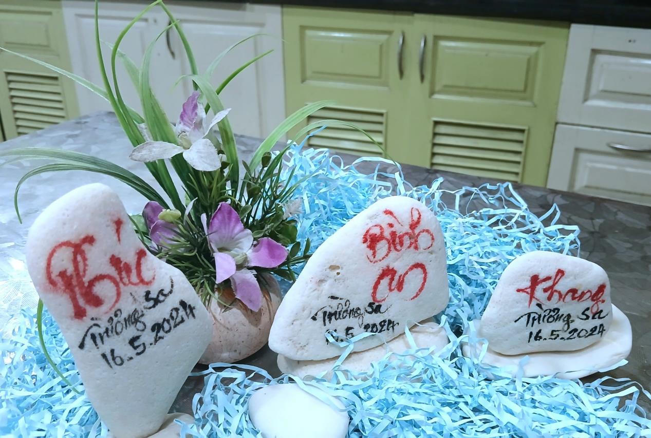 Xin chữ ở Trường Sa…