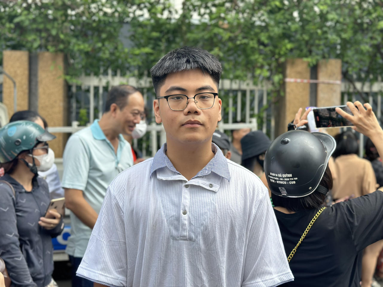 Thí sinh reo hò 'trúng tủ' môn Văn, tự tin trước thi môn Toán