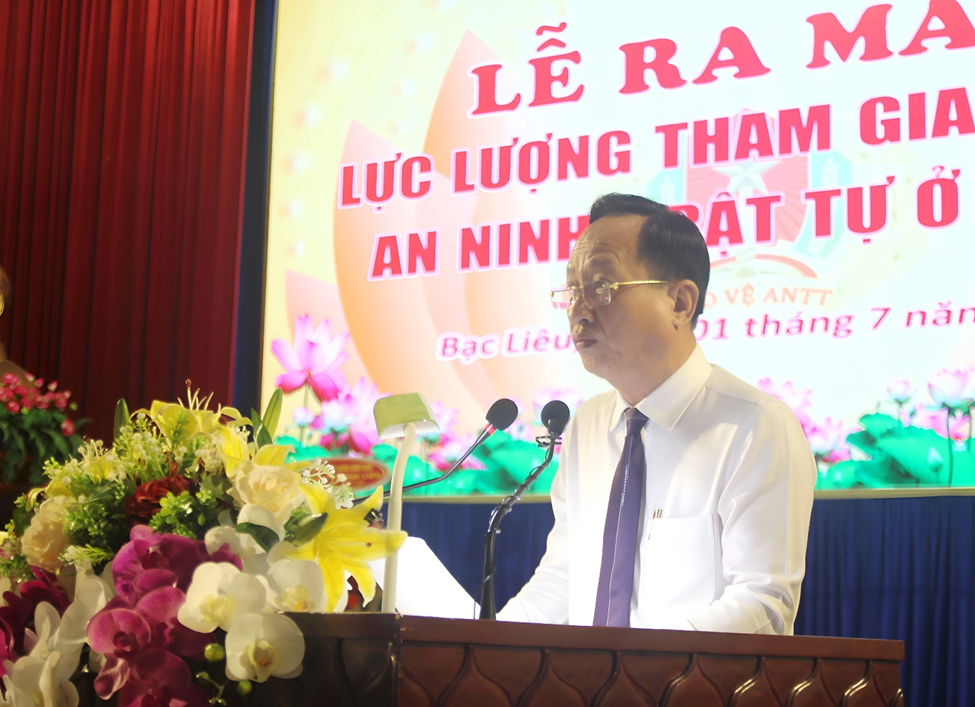 Các địa phương đồng loạt ra mắt lực lượng tham gia bảo vệ ANTT ở cơ sở