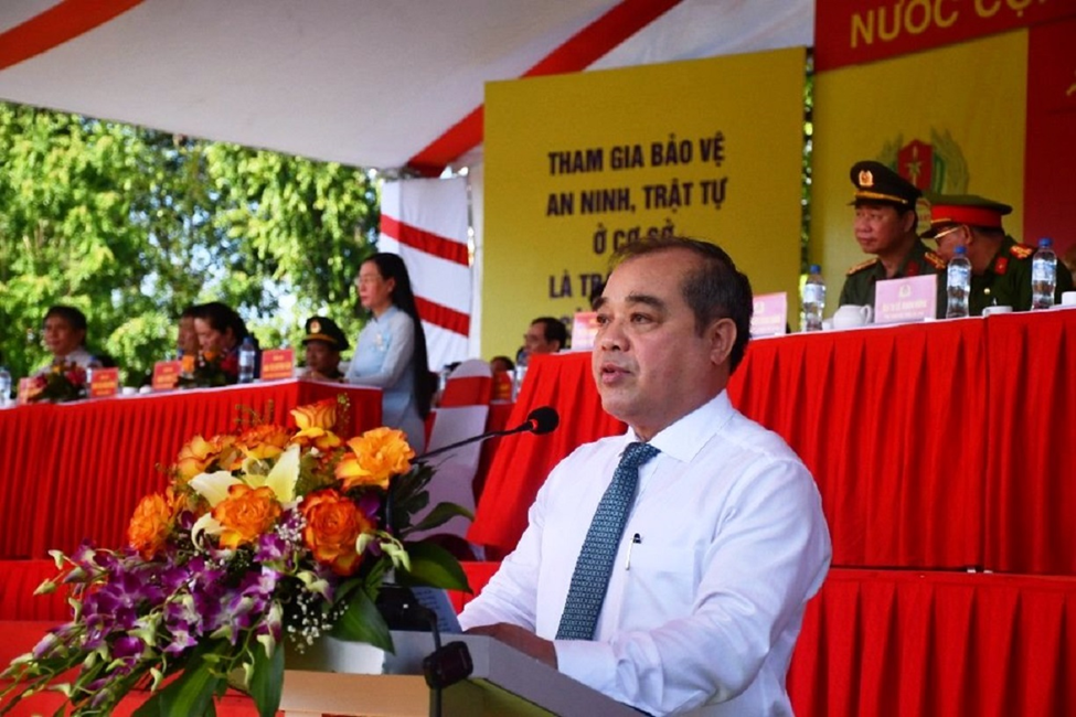 Các địa phương đồng loạt ra mắt lực lượng tham gia bảo vệ ANTT ở cơ sở