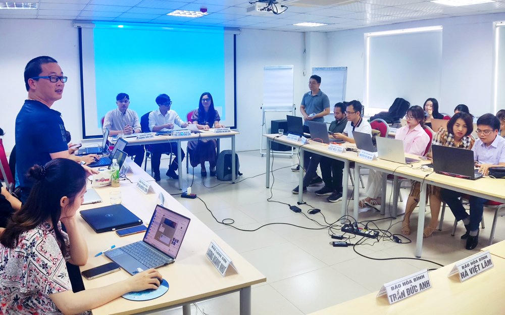 AI có thể thay thế báo chí không? 