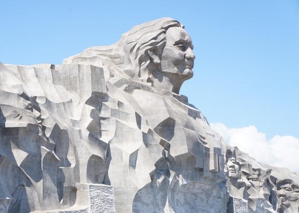 Quần thể Tượng đài Mẹ Việt Nam Anh hùng tại Quảng Nam - 'Địa chỉ đỏ' để tri ân, giáo dục lòng yêu nước cho thế hệ trẻ