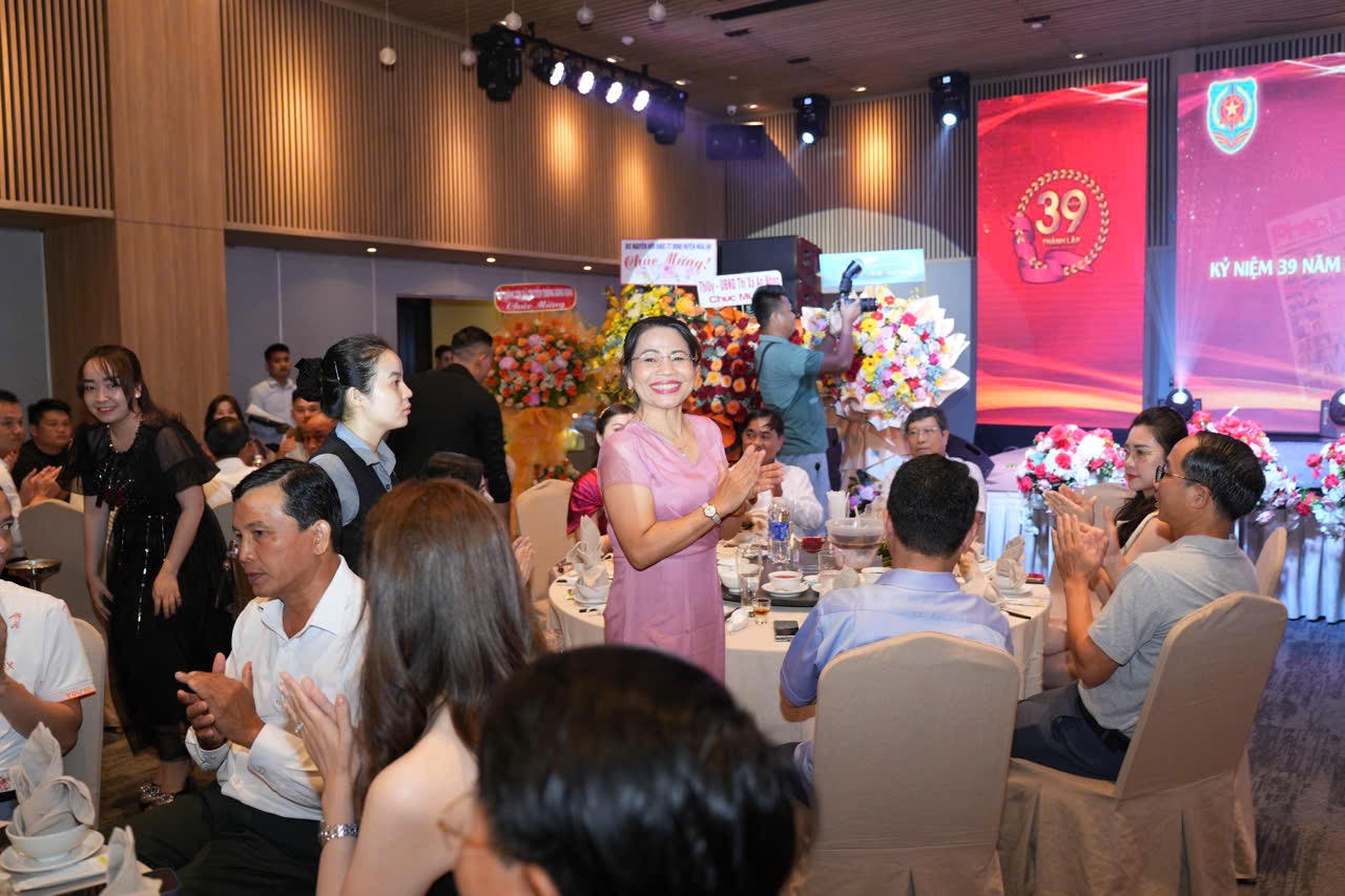 Ý nghĩa chương trình hội tụ nhân 39 năm Ngày Báo Pháp luật Việt Nam ra số đầu tiên