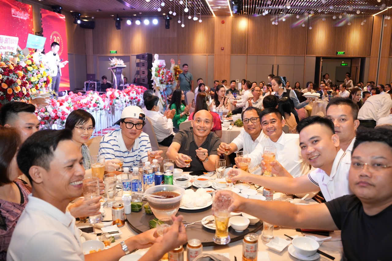 Ý nghĩa chương trình hội tụ nhân 39 năm Ngày Báo Pháp luật Việt Nam ra số đầu tiên