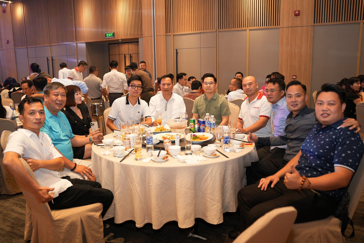 Ý nghĩa chương trình hội tụ nhân 39 năm Ngày Báo Pháp luật Việt Nam ra số đầu tiên