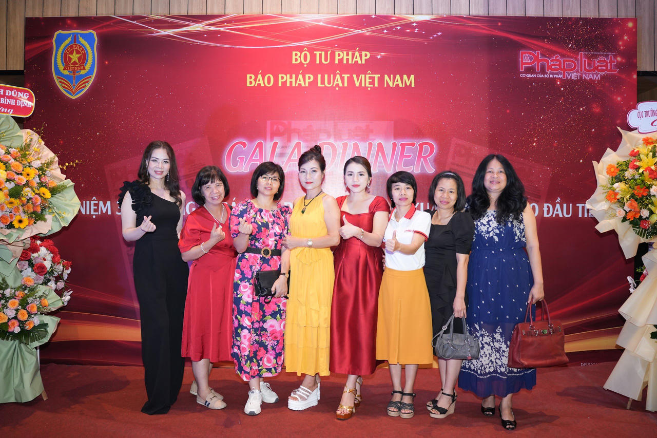 Ý nghĩa chương trình hội tụ nhân 39 năm Ngày Báo Pháp luật Việt Nam ra số đầu tiên