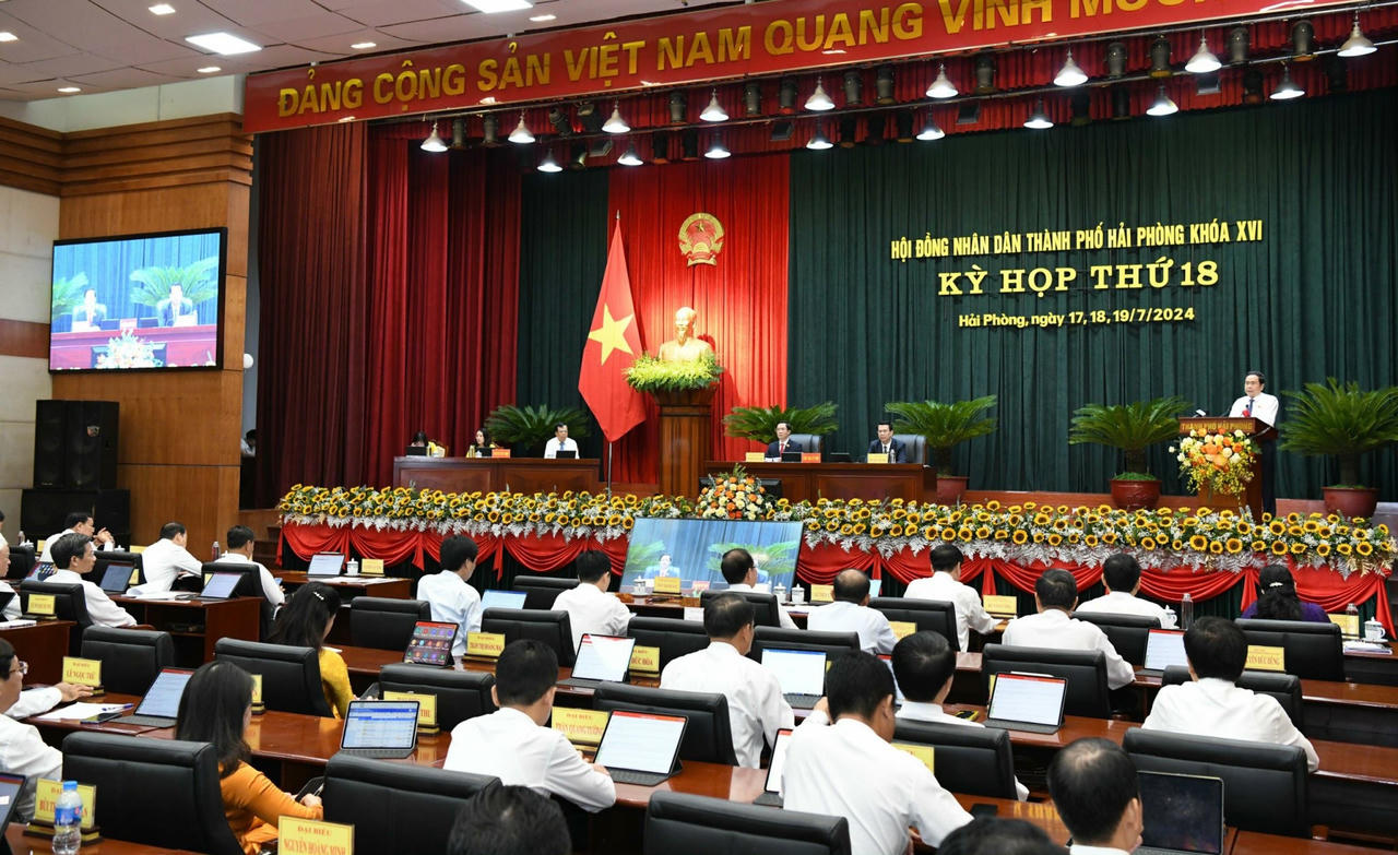 Chủ tịch Quốc hội dự khai mạc kỳ họp thứ 18 HĐND TP Hải Phòng