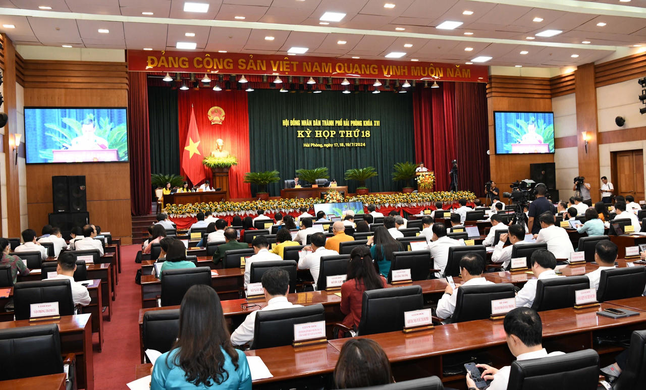 Chủ tịch Quốc hội dự khai mạc kỳ họp thứ 18 HĐND TP Hải Phòng