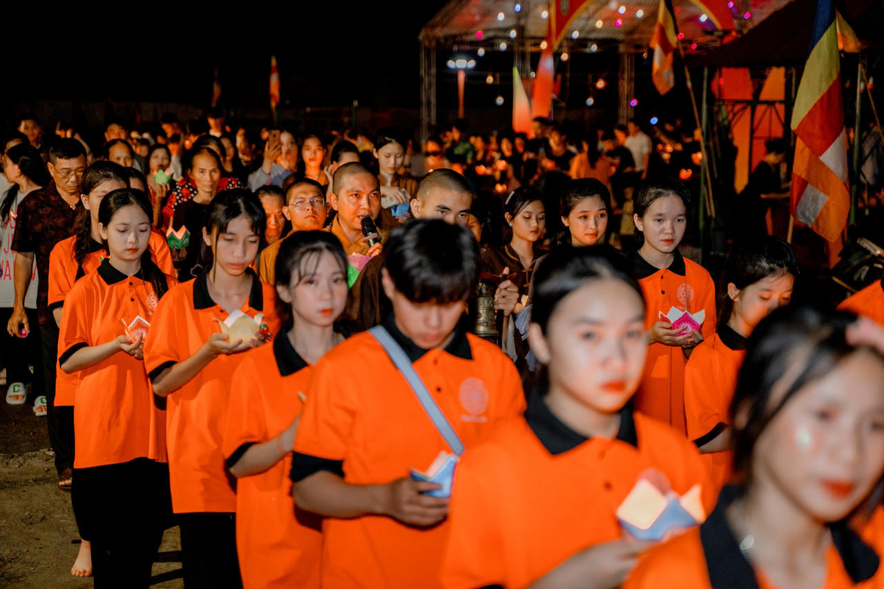 Rộn ràng không khí Lễ vu lan khắp cả nước