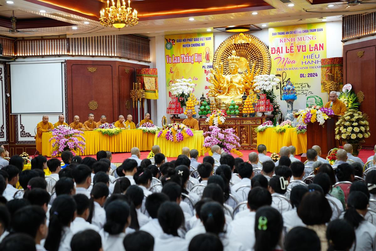 Rộn ràng không khí Lễ vu lan khắp cả nước