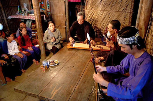 Đờn ca tài tử - từ vàng son đến nỗi lo hôm nay 