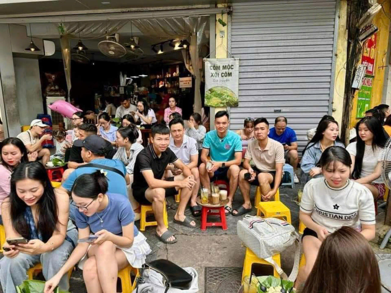 Kết hôn thời 'deadline': Khi người trẻ 'bình chân như vại'