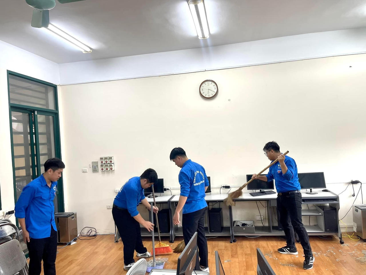 Học sinh Hà Nội tiếp tục nghỉ học nếu trường chưa đảm bảo an toàn