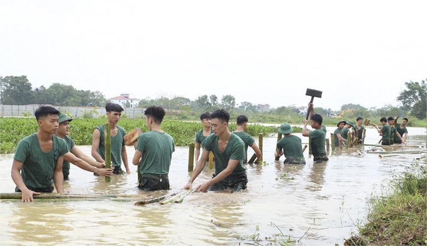Sát cánh cùng Nhân dân trong cuộc chiến thời bình