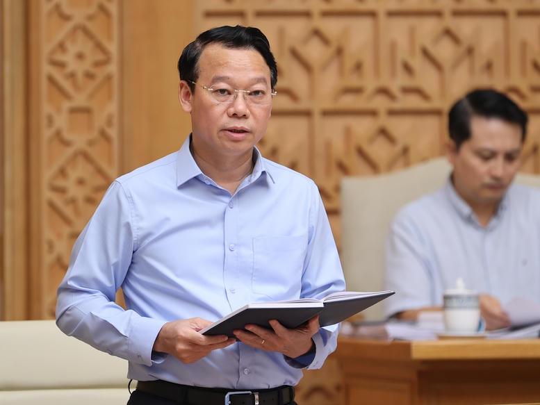 Thủ tướng: Pháp luật phải vừa quản lý chặt chẽ, vừa kiến tạo phát triển