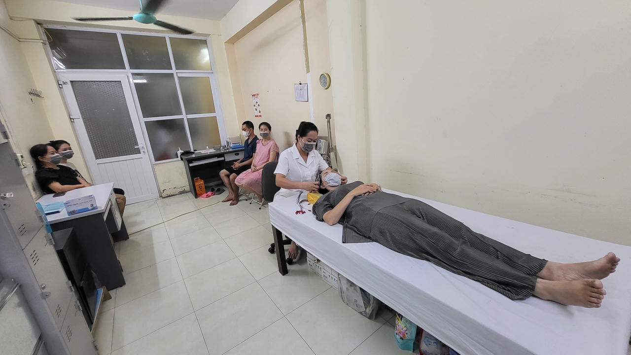 Trẻ 'yêu' sớm và những câu chuyện buồn từ phòng giám định