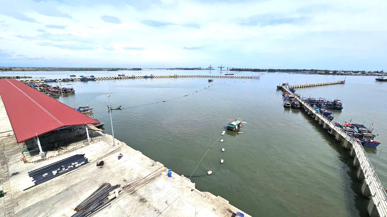 Vướng thủ tục, cảng cá hơn 200 tỷ đồng ở Thừa Thiên Huế: chưa công bố mở cảng