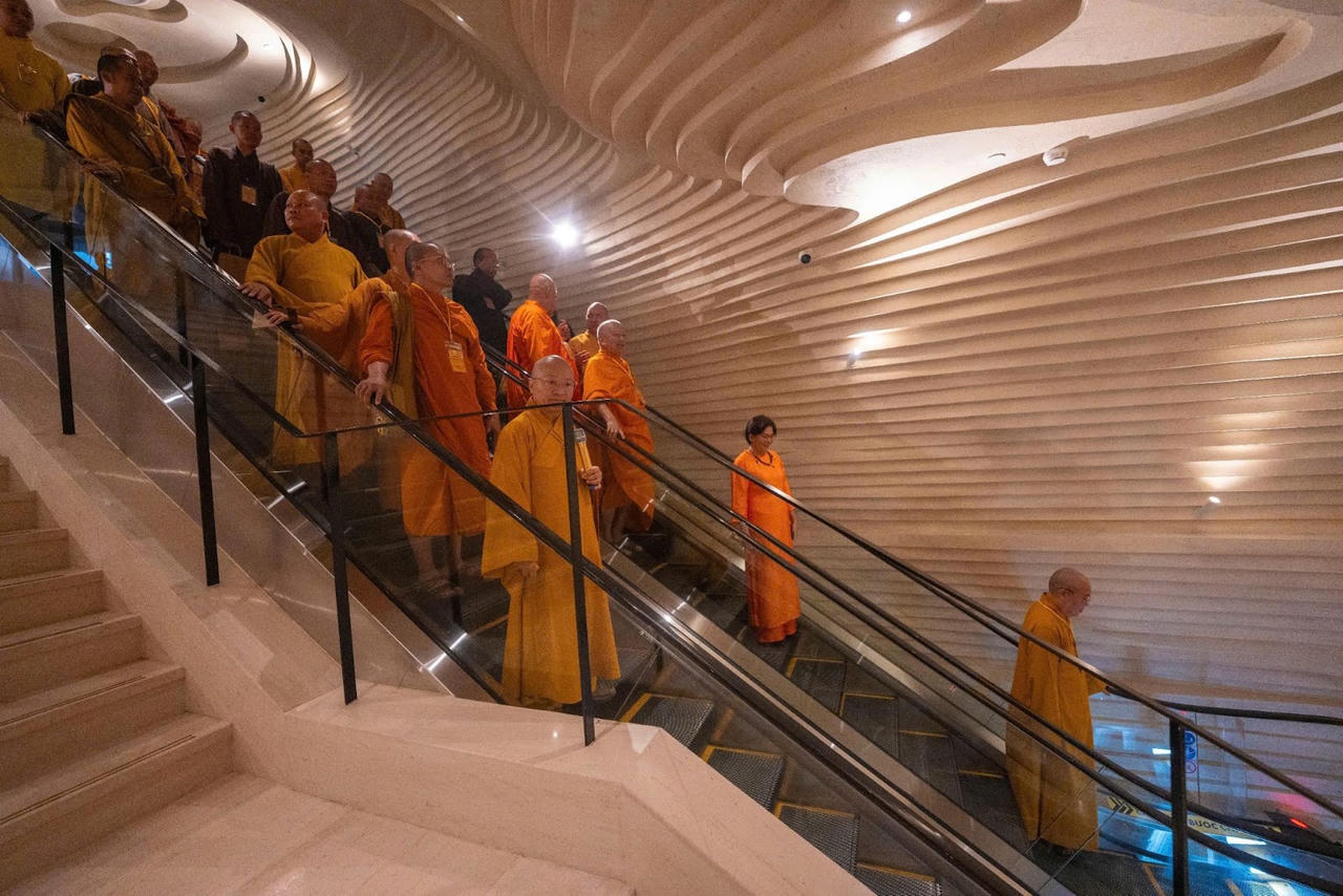 Phó Chủ tịch ICDV gọi núi Bà Đen là “thiên đường”