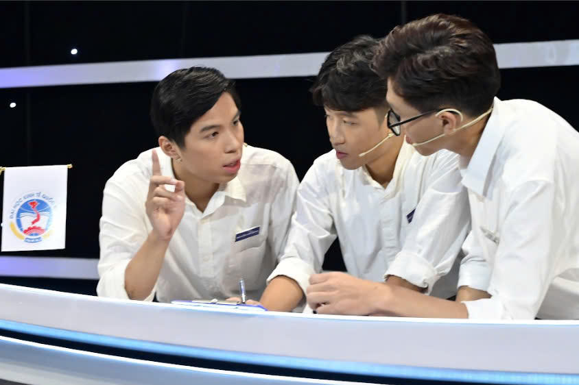 Profile “chất như nước cất” của các du hành gia gen Z