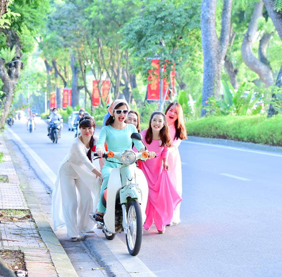 Thu Hà Nội, mùa thương, mùa nhớ