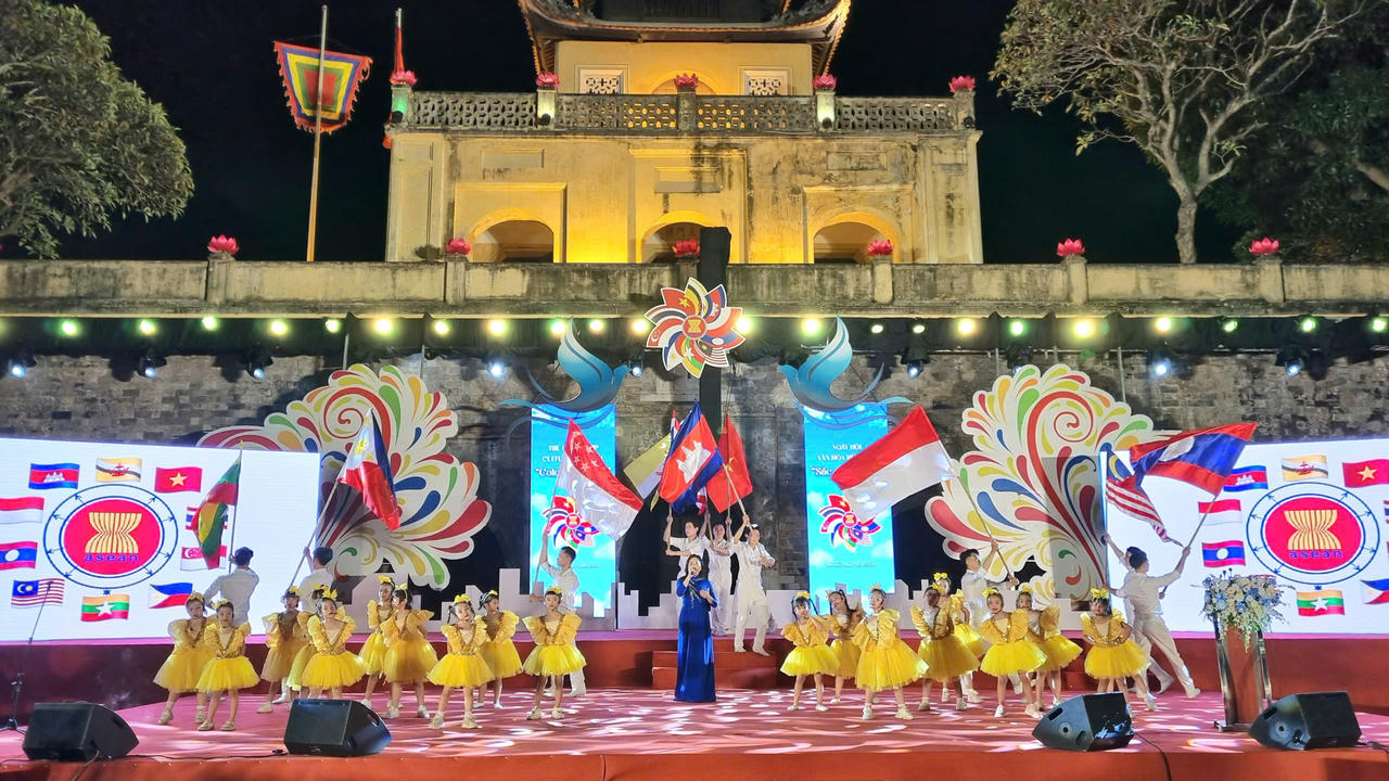 Thủ đô Hà Nội - Điểm sáng đối ngoại