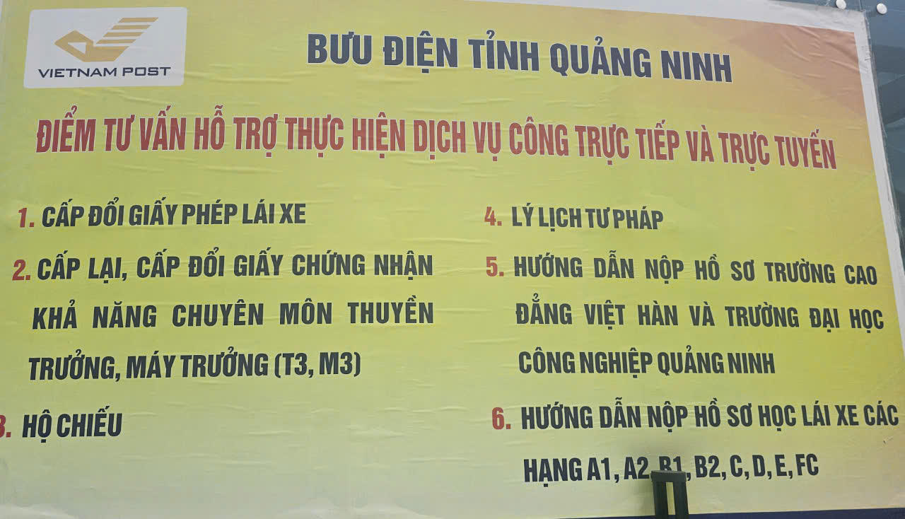 Bưu điện tỉnh Quảng Ninh hỗ trợ người dân nộp hồ sơ dịch vụ công trực tiếp và trực tuyến