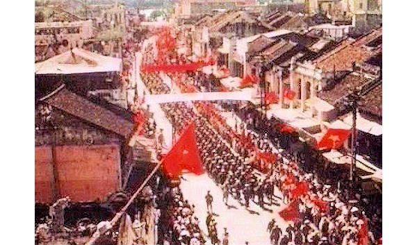 Hà Nội hào hùng, thơ mộng trên từng nốt nhạc