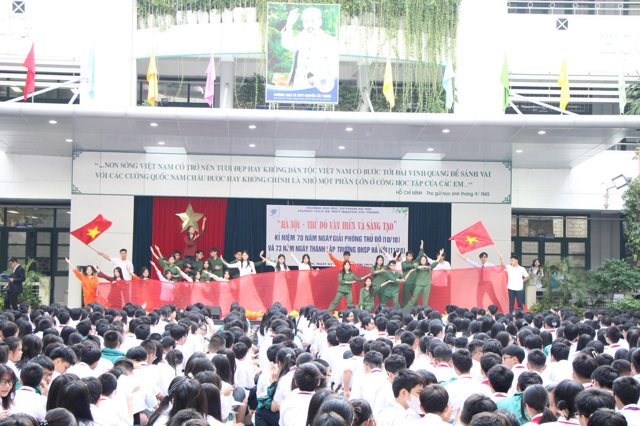 Nhiều hoạt động ý nghĩa khơi dậy niềm tự hào dân tộc của học sinh Thủ đô