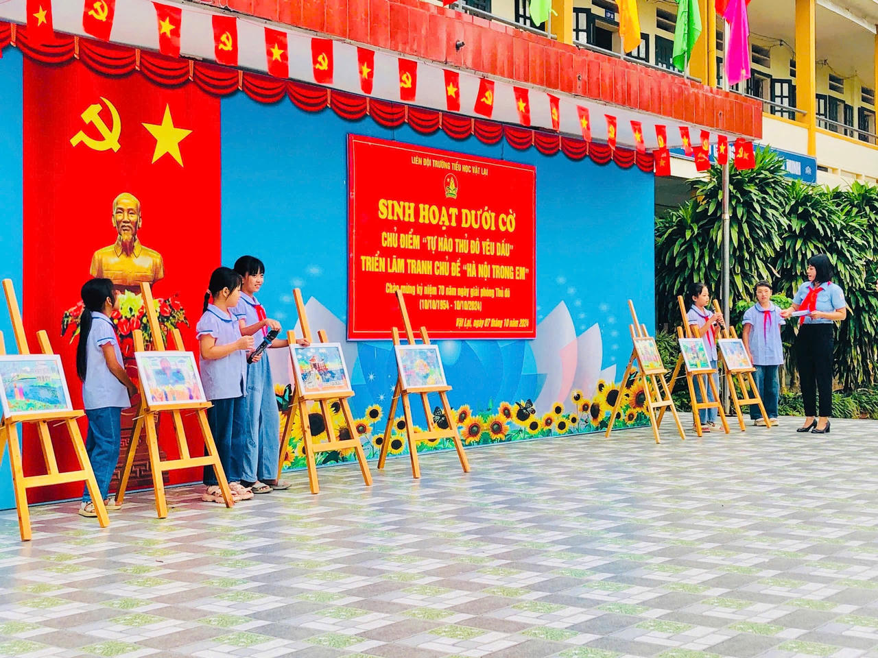 Nhiều hoạt động ý nghĩa khơi dậy niềm tự hào dân tộc của học sinh Thủ đô