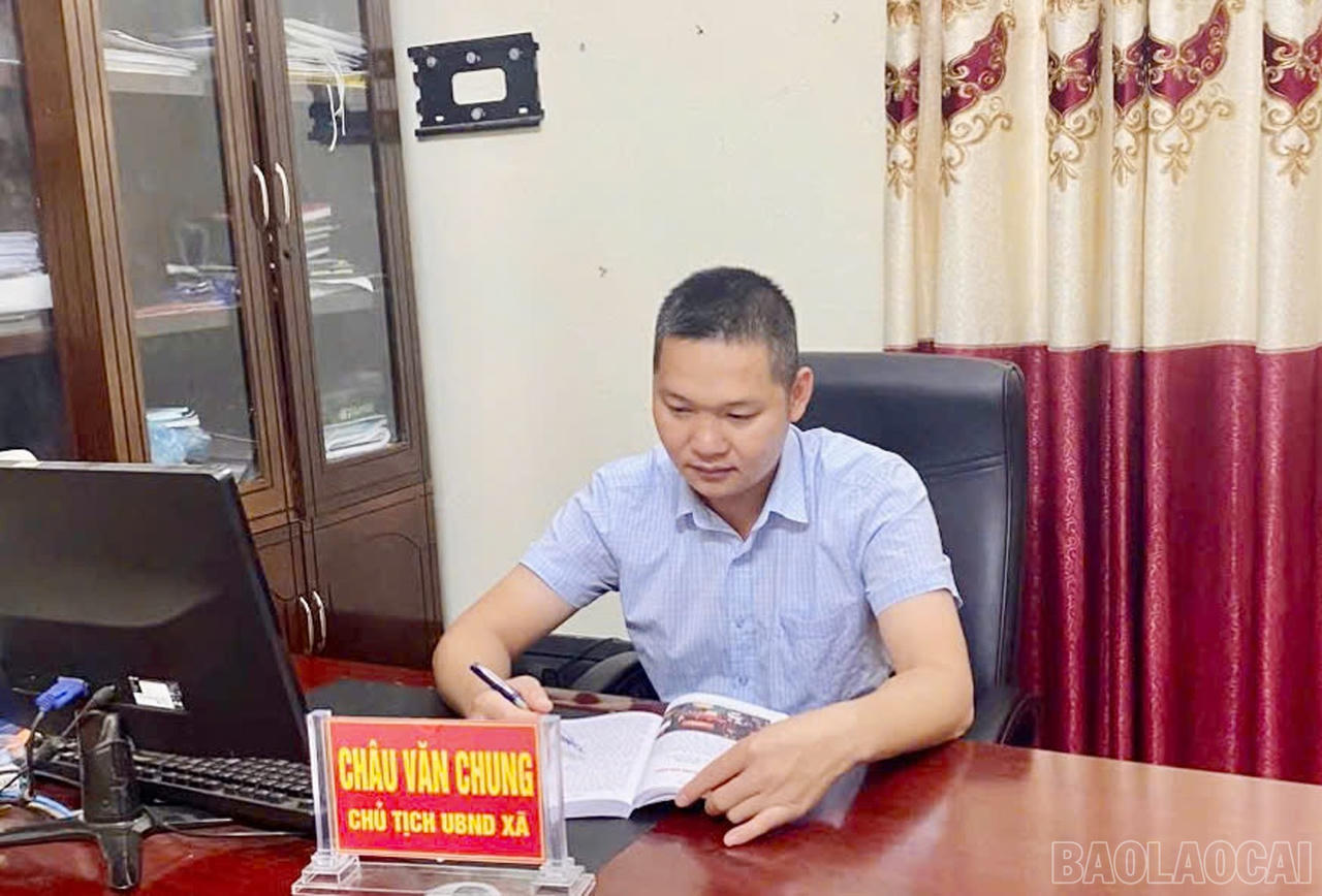 Thủ tướng tặng Bằng khen 1 Chủ tịch xã, 2 Trưởng thôn ở Lào Cai