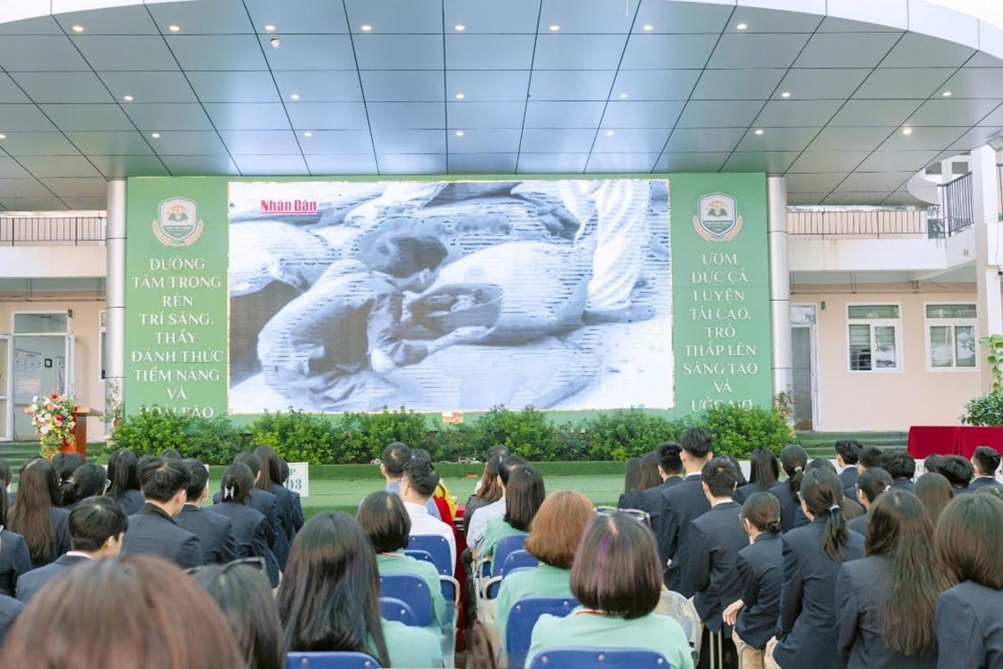 Nhiều hoạt động ý nghĩa khơi dậy niềm tự hào dân tộc của học sinh Thủ đô