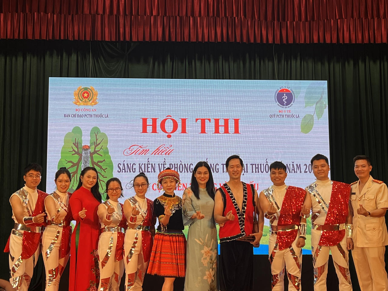 Cán bộ, chiến sĩ công an hào hứng thi tìm hiểu, sáng kiến về phòng chống tác hại thuốc lá