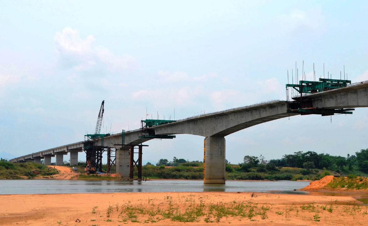 Quảng Nam bàn giải pháp gỡ vướng cho các dự án xây dựng 