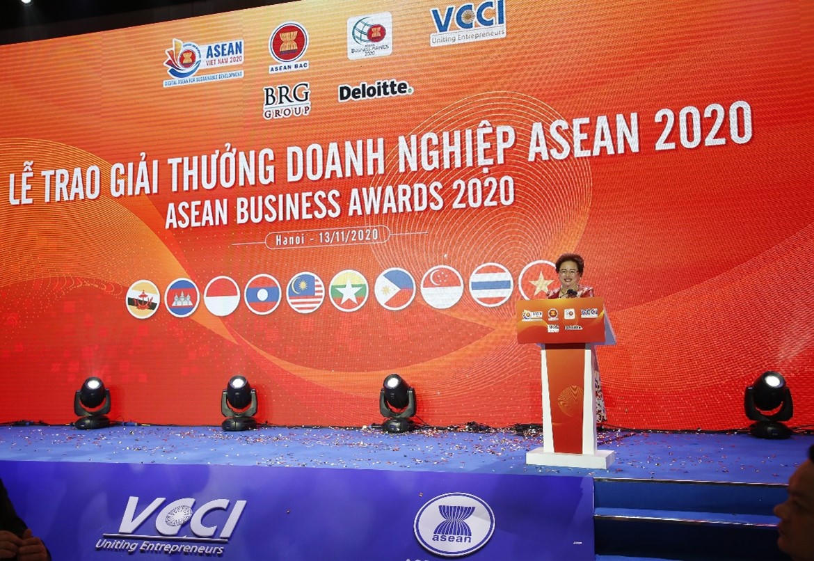 Chủ tịch Tập đoàn BRG được tôn vinh với Giải thưởng Thành tựu ASEAN-BAC 