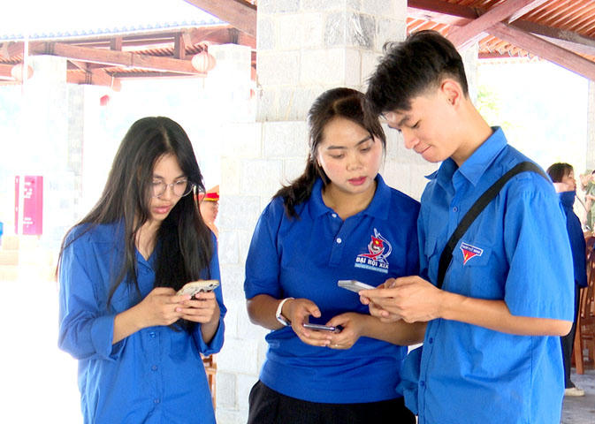 'Lấy cái đẹp dẹp cái xấu' trên mạng xã hội