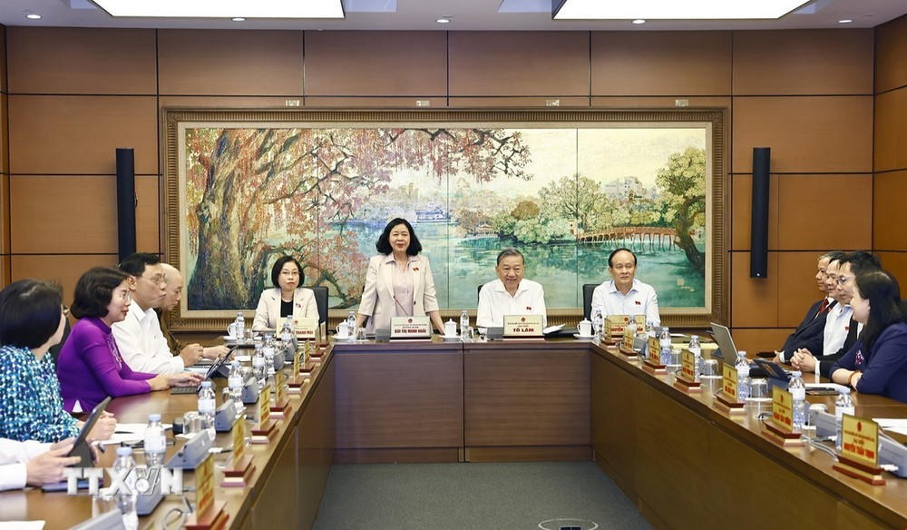 Tổng Bí thư: Luật Nhà giáo 'cần giải quyết mối tương quan giữa thầy và trò'