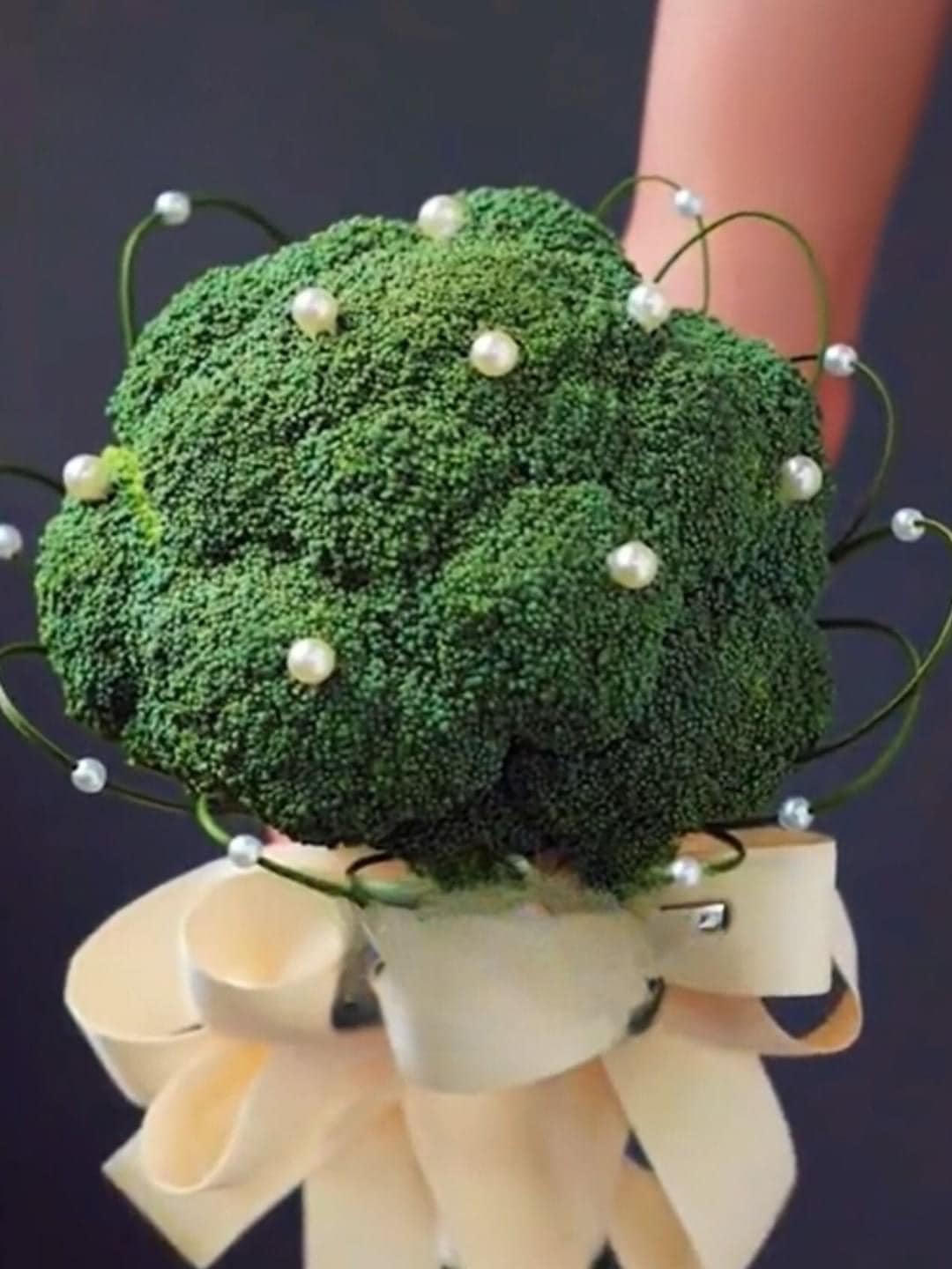 Độc lạ những đám cưới trang trí bằng rau củ quả